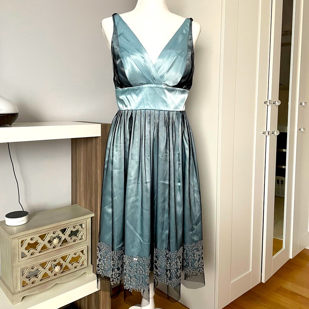 Morgan&Co Midi Dress